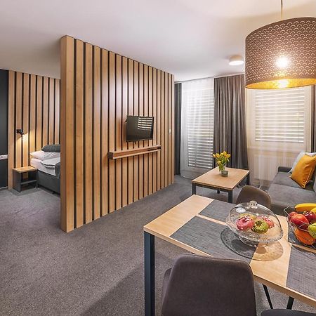 Timeout City Hotel Liptovský Mikuláš 外观 照片