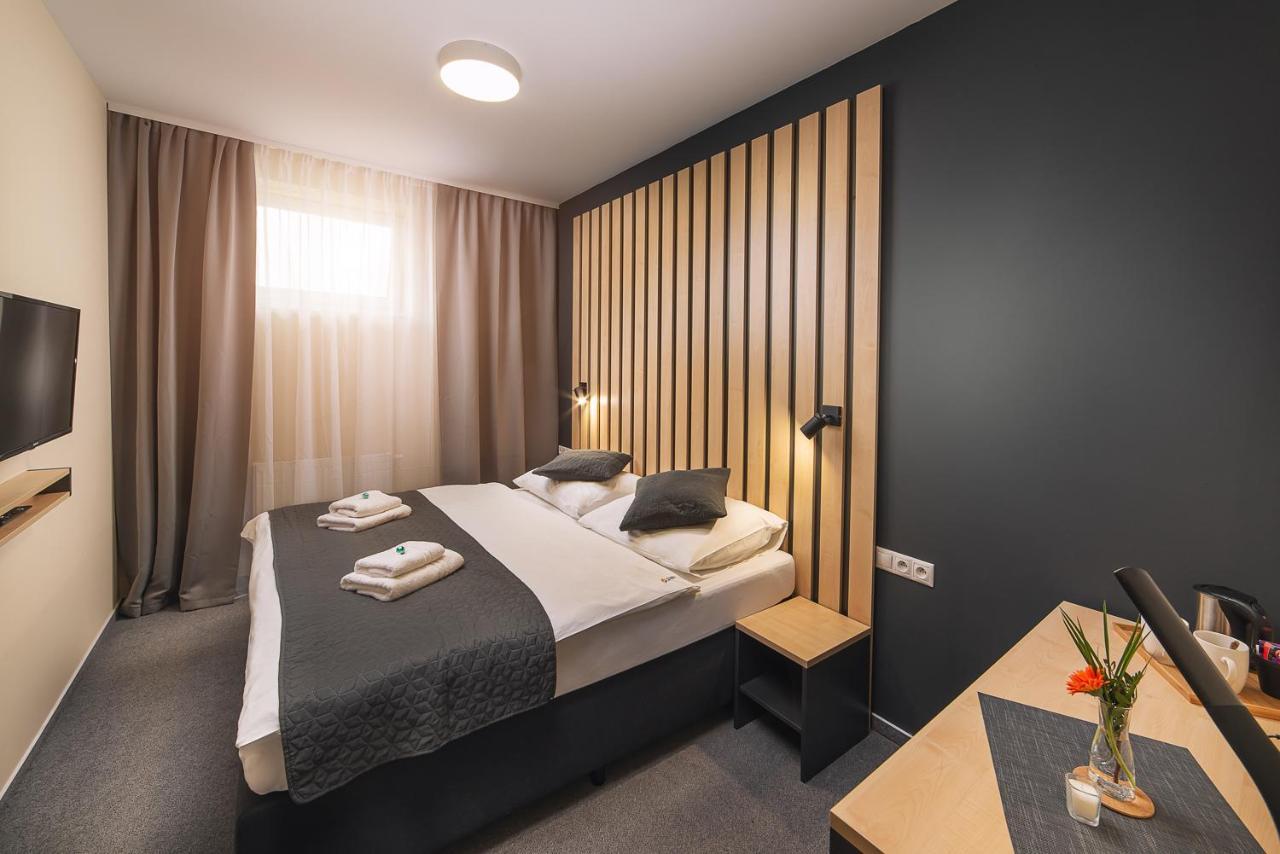 Timeout City Hotel Liptovský Mikuláš 客房 照片