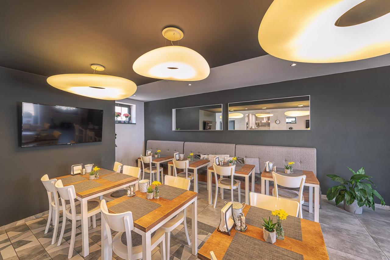 Timeout City Hotel Liptovský Mikuláš 外观 照片